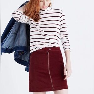Madewell Burgundy Pencil Mini Skirt – Size 2 Casual Classic